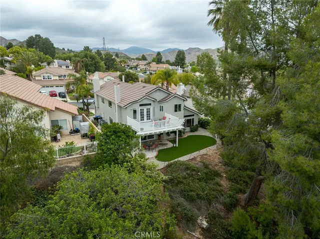 $953,000 | 21714 Agajanian Lane, Saugus, CA 91350