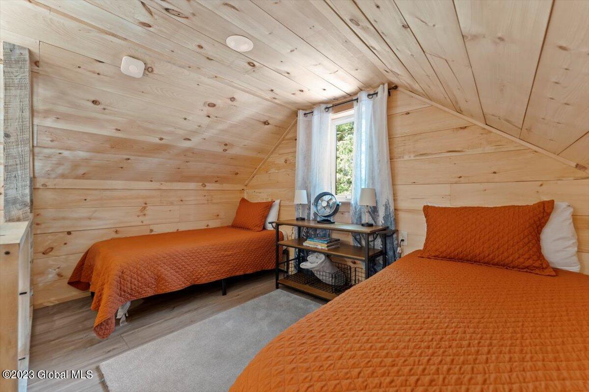 15-17 Pine Road Lake Luzerne, NY 12846 - Photo 11 of 32 34-DOD00480