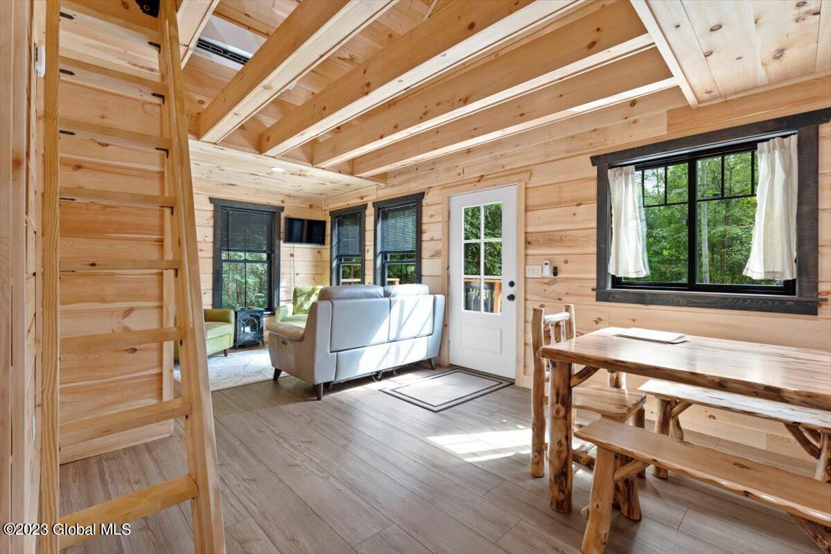 15-17 Pine Road Lake Luzerne, NY 12846 - Photo 7 of 32 33-DOD00477