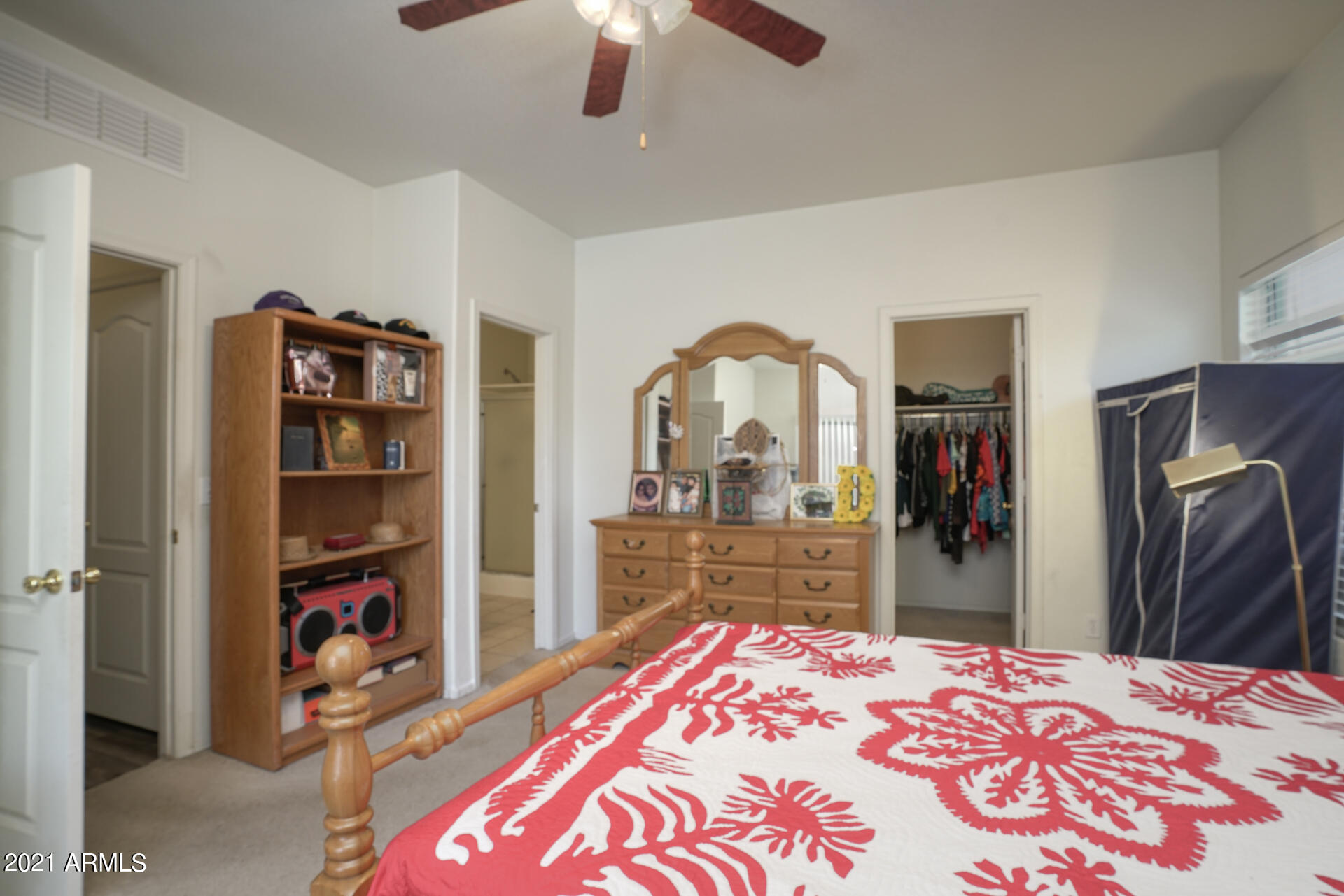 2424 West Romley Road Phoenix, AZ 85041 - Photo 11 of 23 Owner's Suite