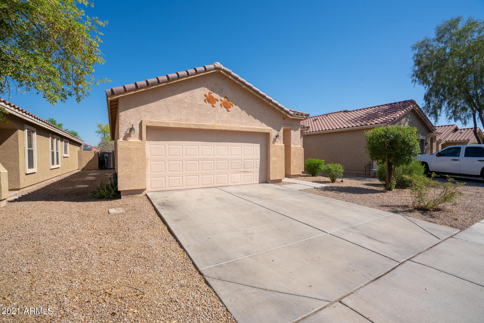 2424 West Romley Road Phoenix, AZ 85041 - Photo 3 of 23 Front of Home