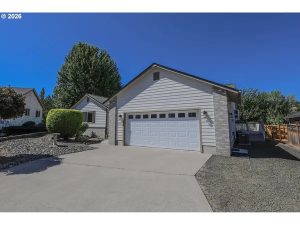 $387,500 | 117 Romayo Court, Winston, OR 97496