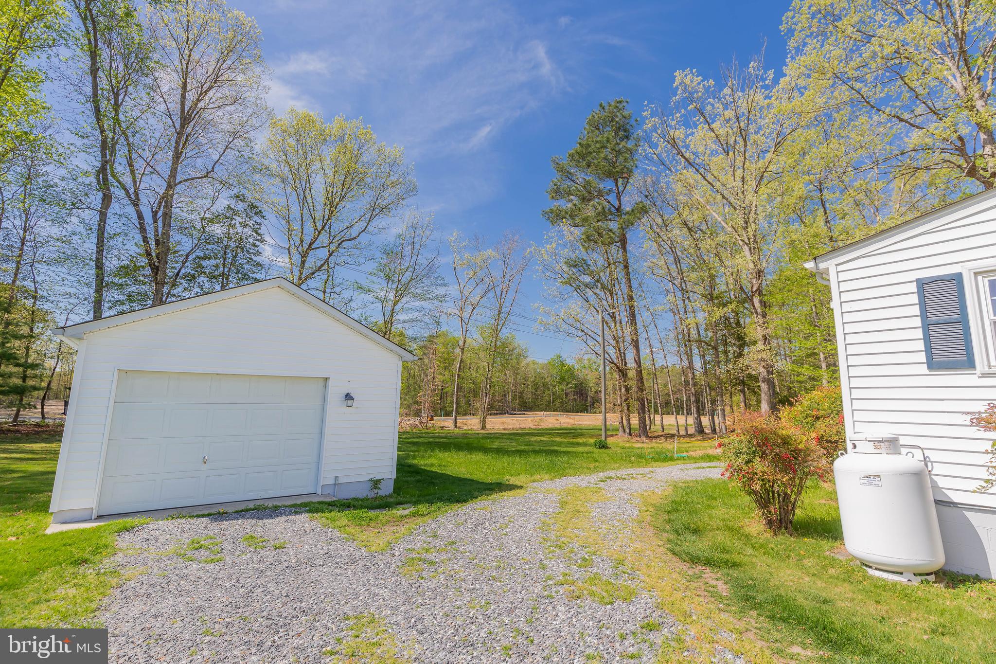 7096 Ladysmith Road Ruther Glen, VA 22546 - Photo 13 of 18
