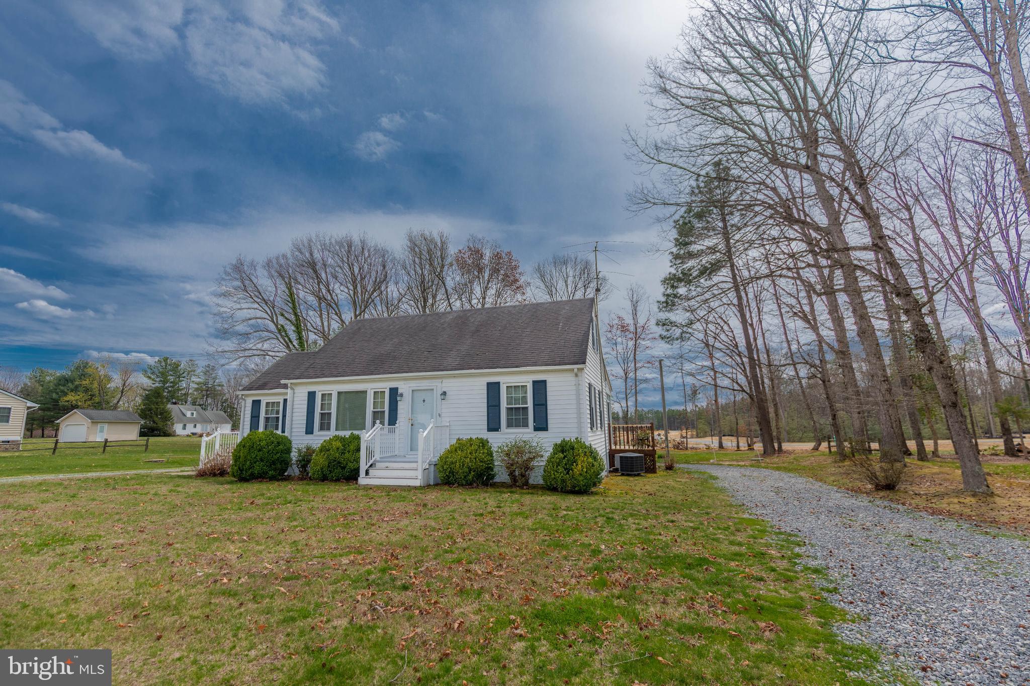 7096 Ladysmith Road Ruther Glen, VA 22546 - Photo 17 of 18