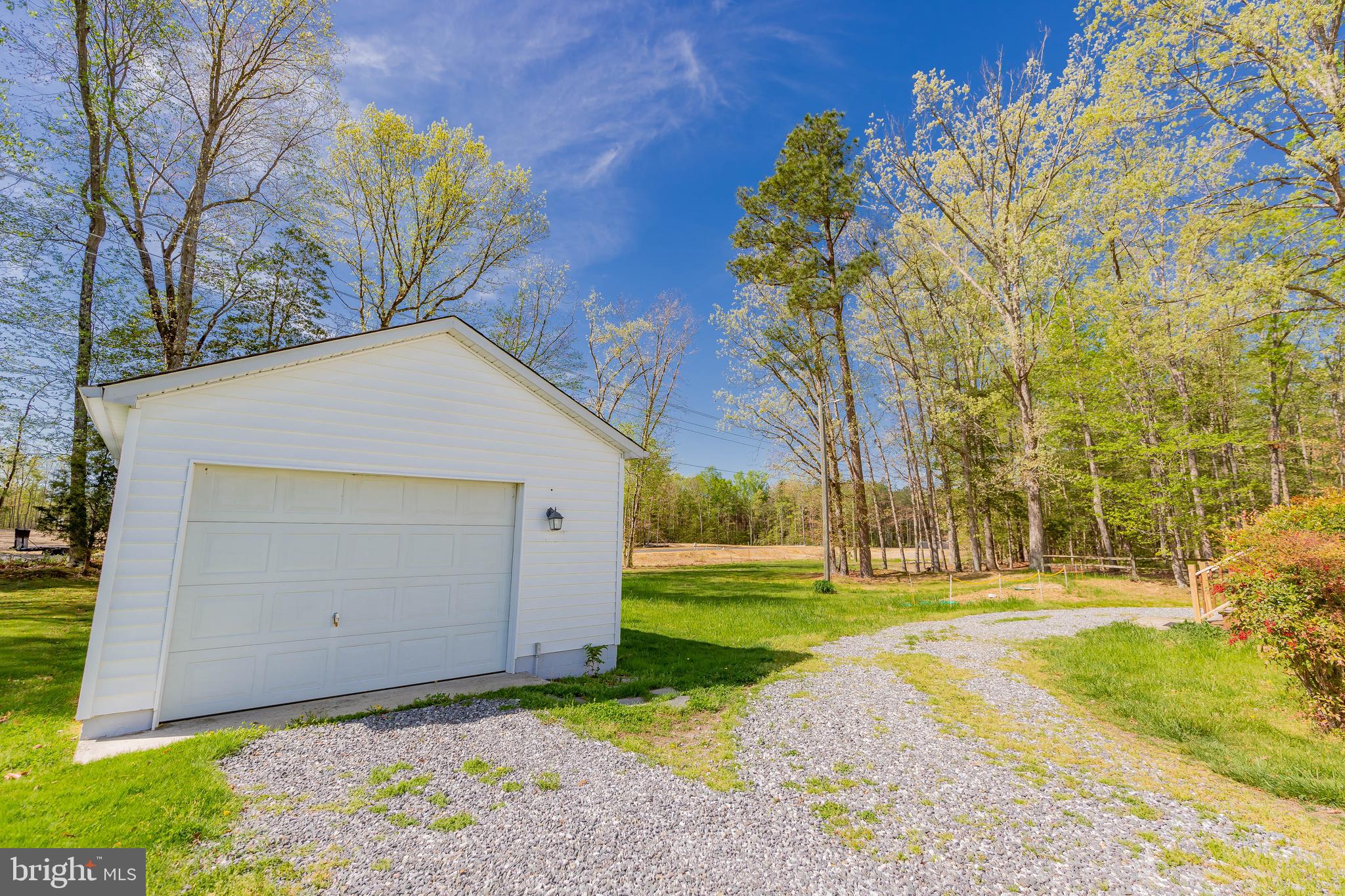 7096 Ladysmith Road Ruther Glen, VA 22546 - Photo 9 of 18