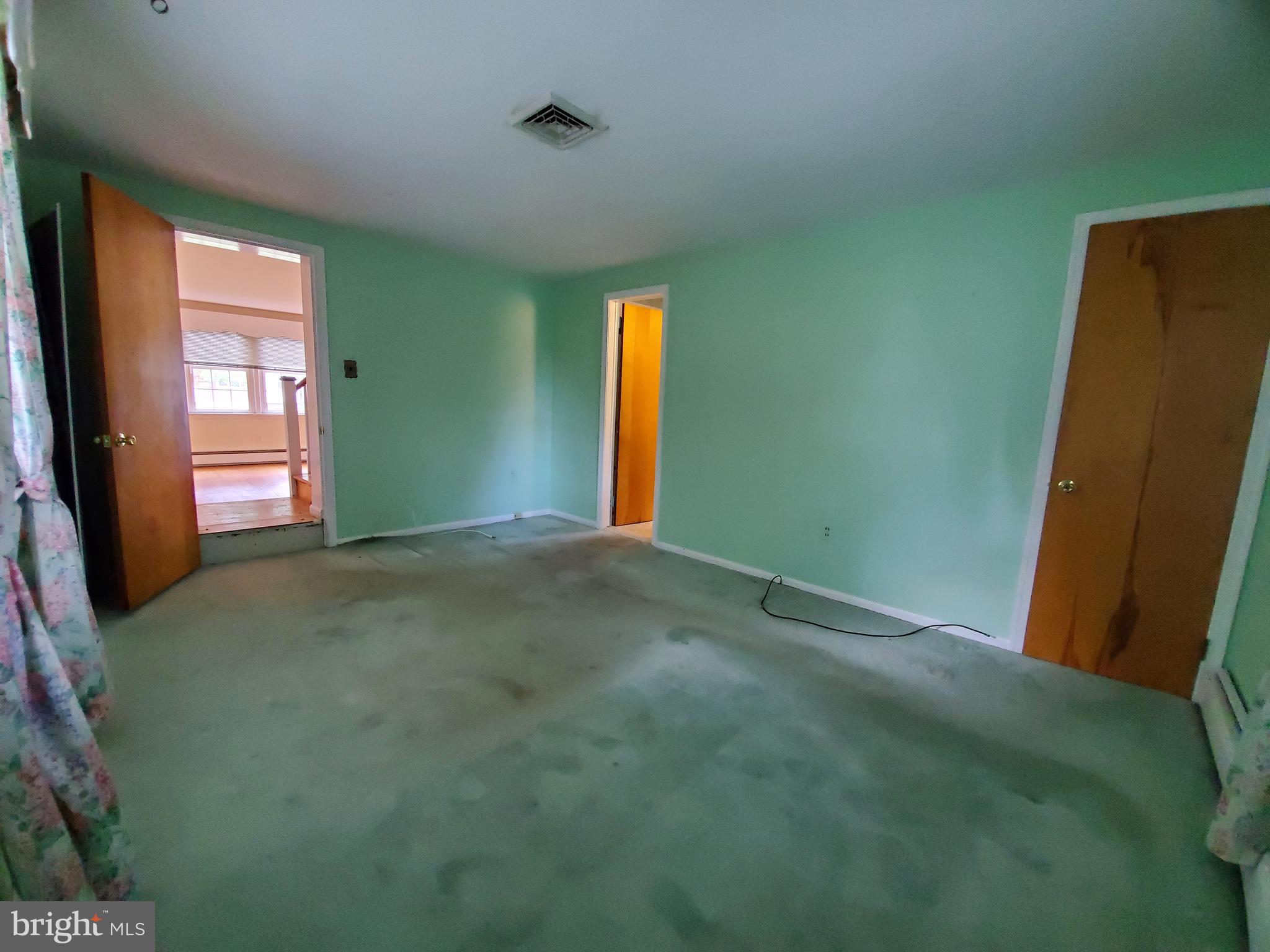 646 Wayne Avenue Springfield, PA 19064 - Photo 11 of 30 Gallery Image 11