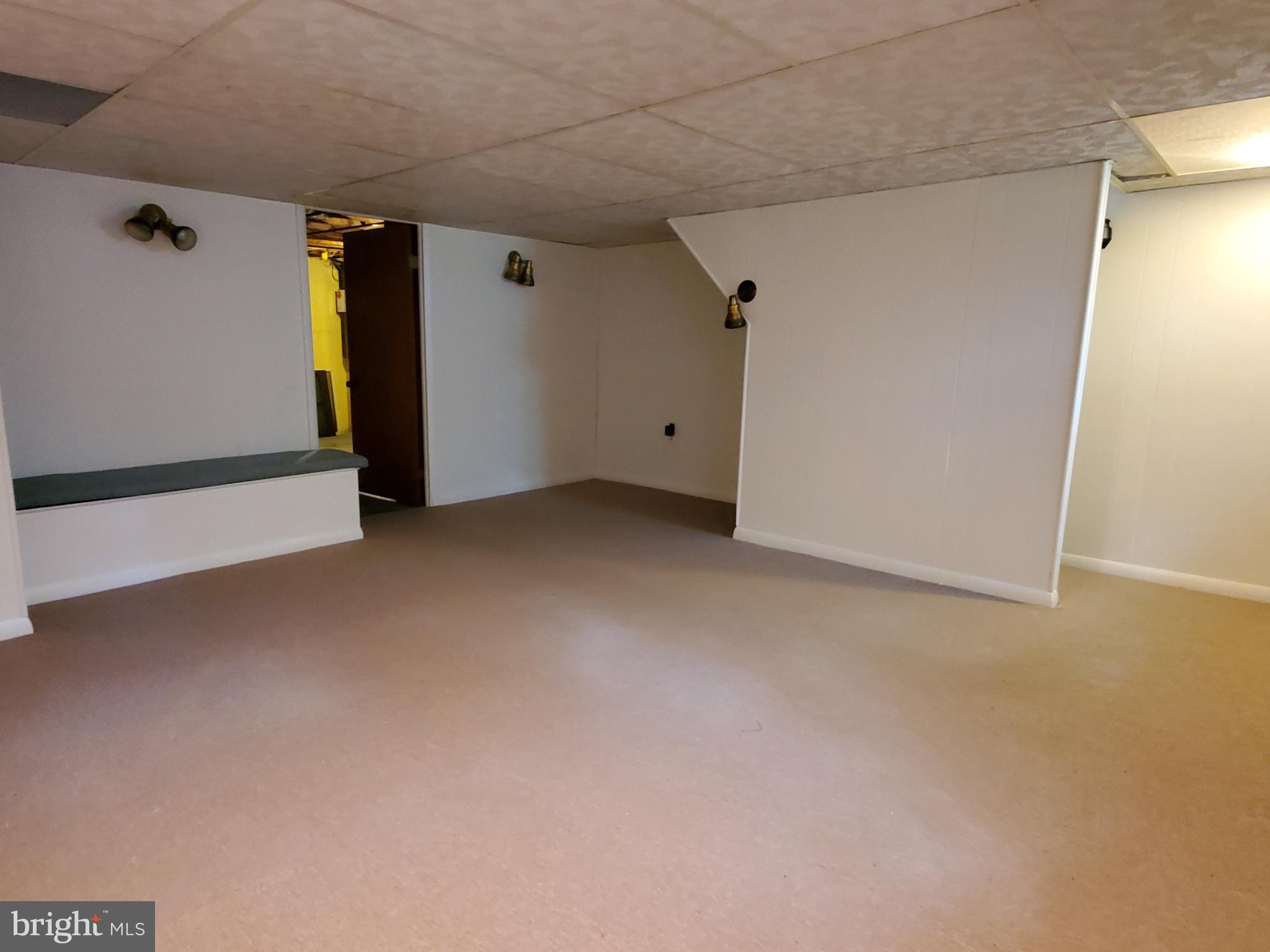 646 Wayne Avenue Springfield, PA 19064 - Photo 21 of 30 Gallery Image 21