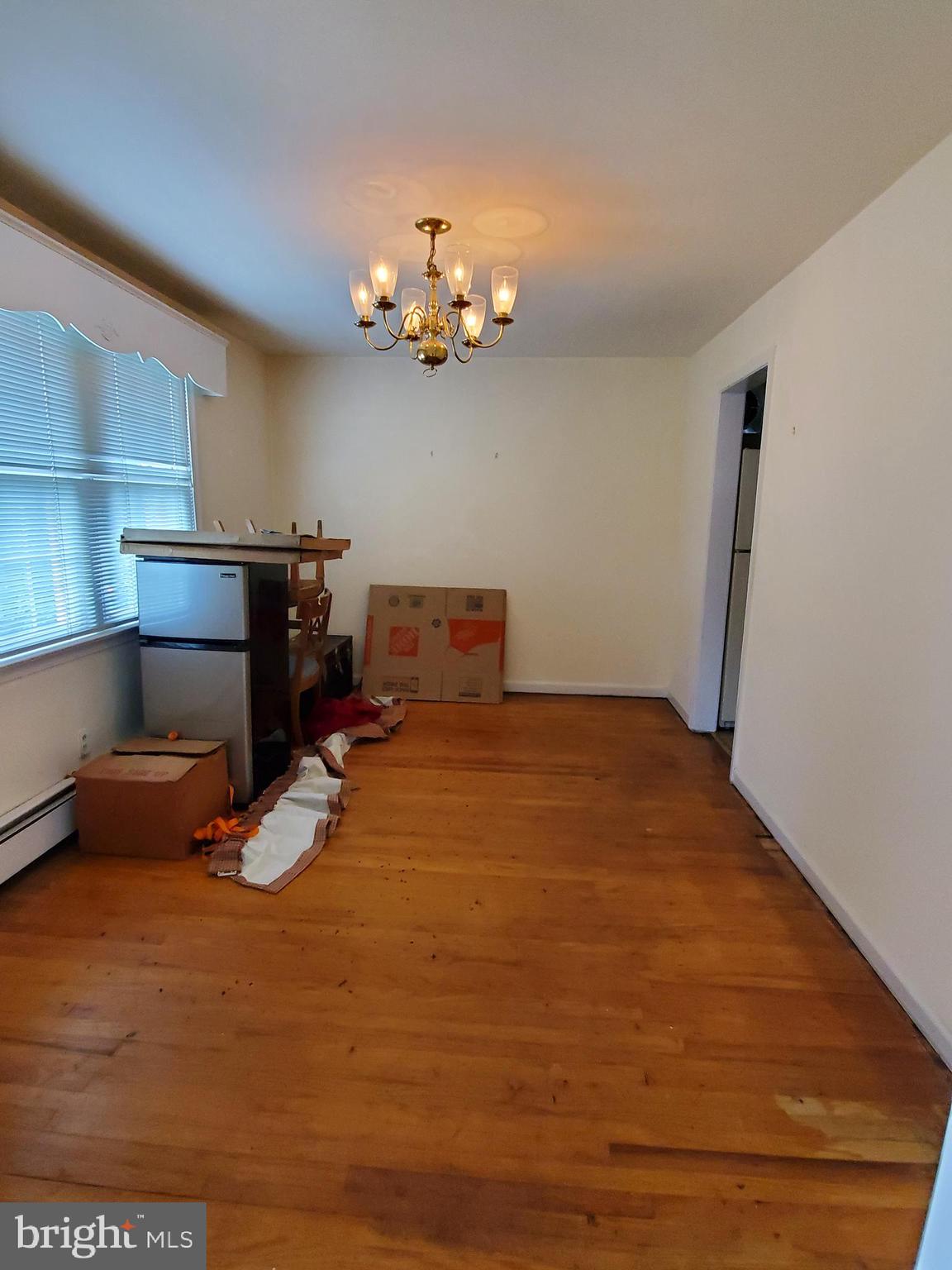 646 Wayne Avenue Springfield, PA 19064 - Photo 4 of 30 Gallery Image 4