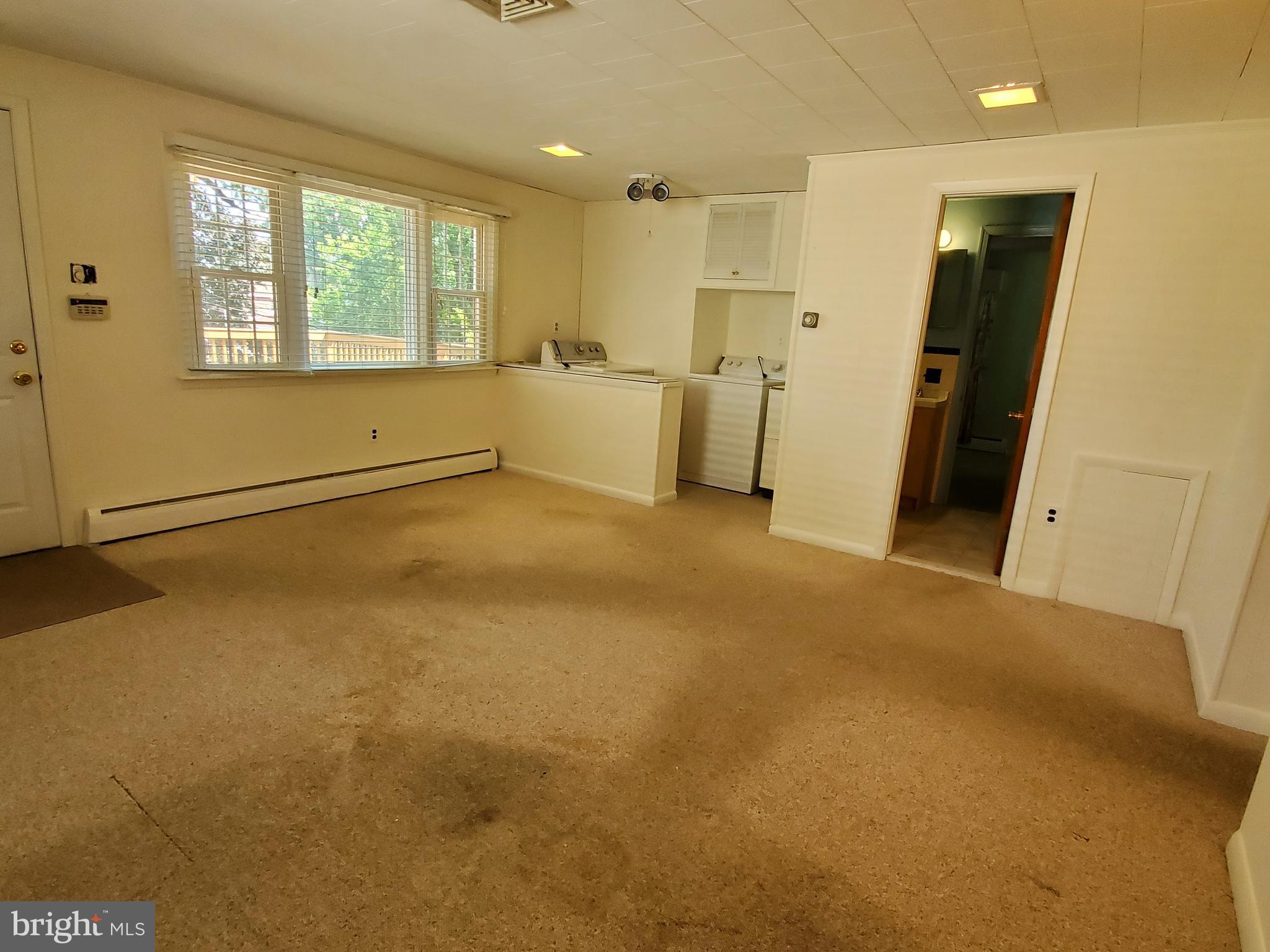 646 Wayne Avenue Springfield, PA 19064 - Photo 8 of 30 Gallery Image 8