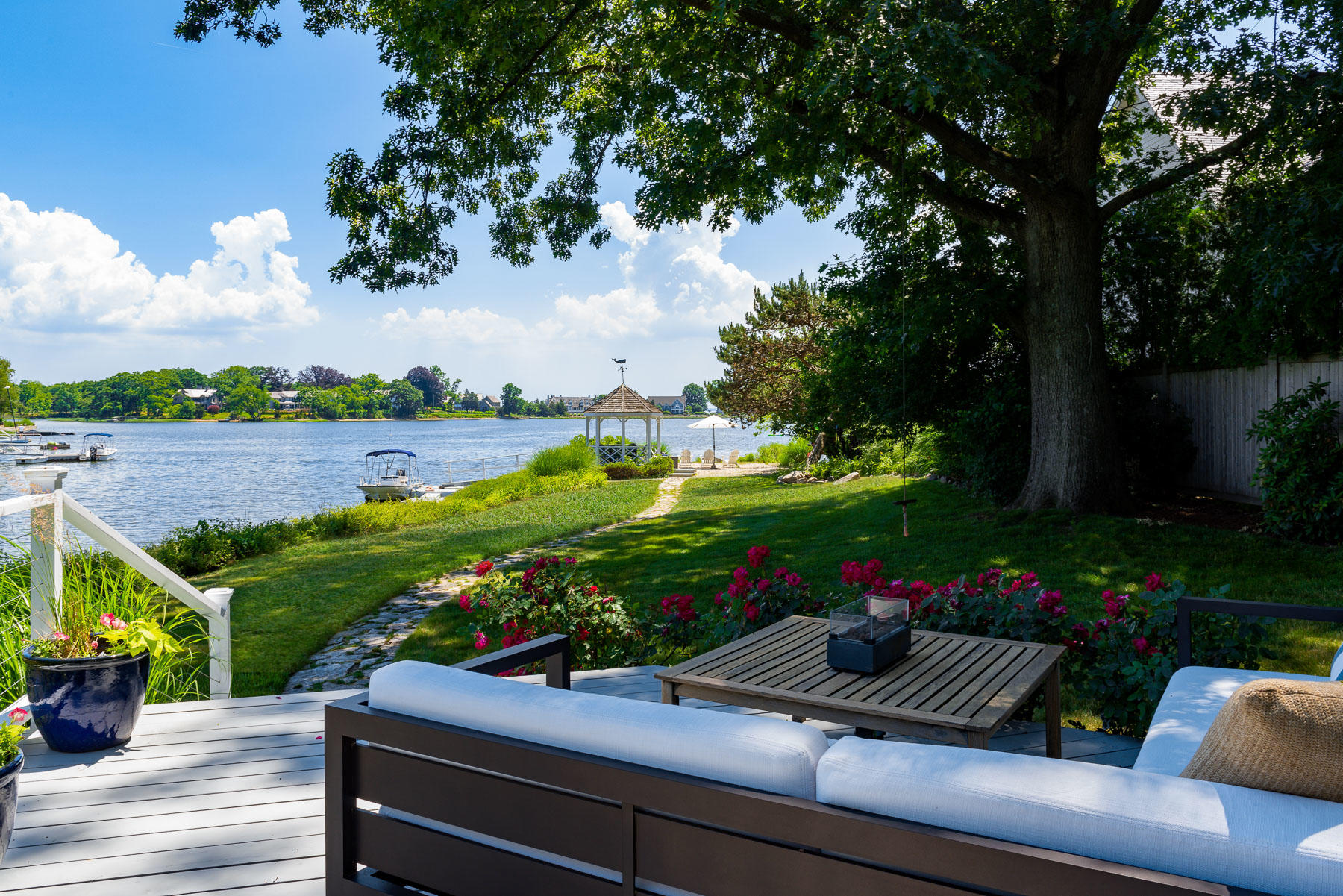 24 Lighthouse Way Darien, CT 06820 - Photo 6 of 32 24 Lighthouse Way 16ed - WEB