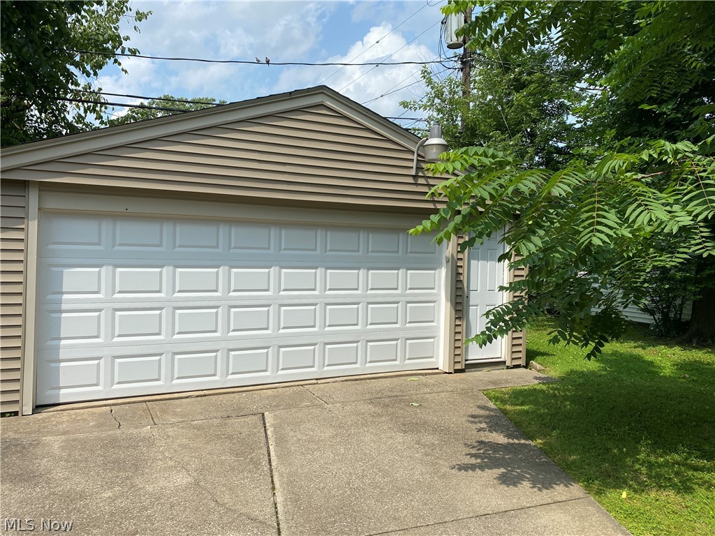 3659 Cummings Road Cleveland, OH 44118 - Photo 15 of 16 Gallery Image 15