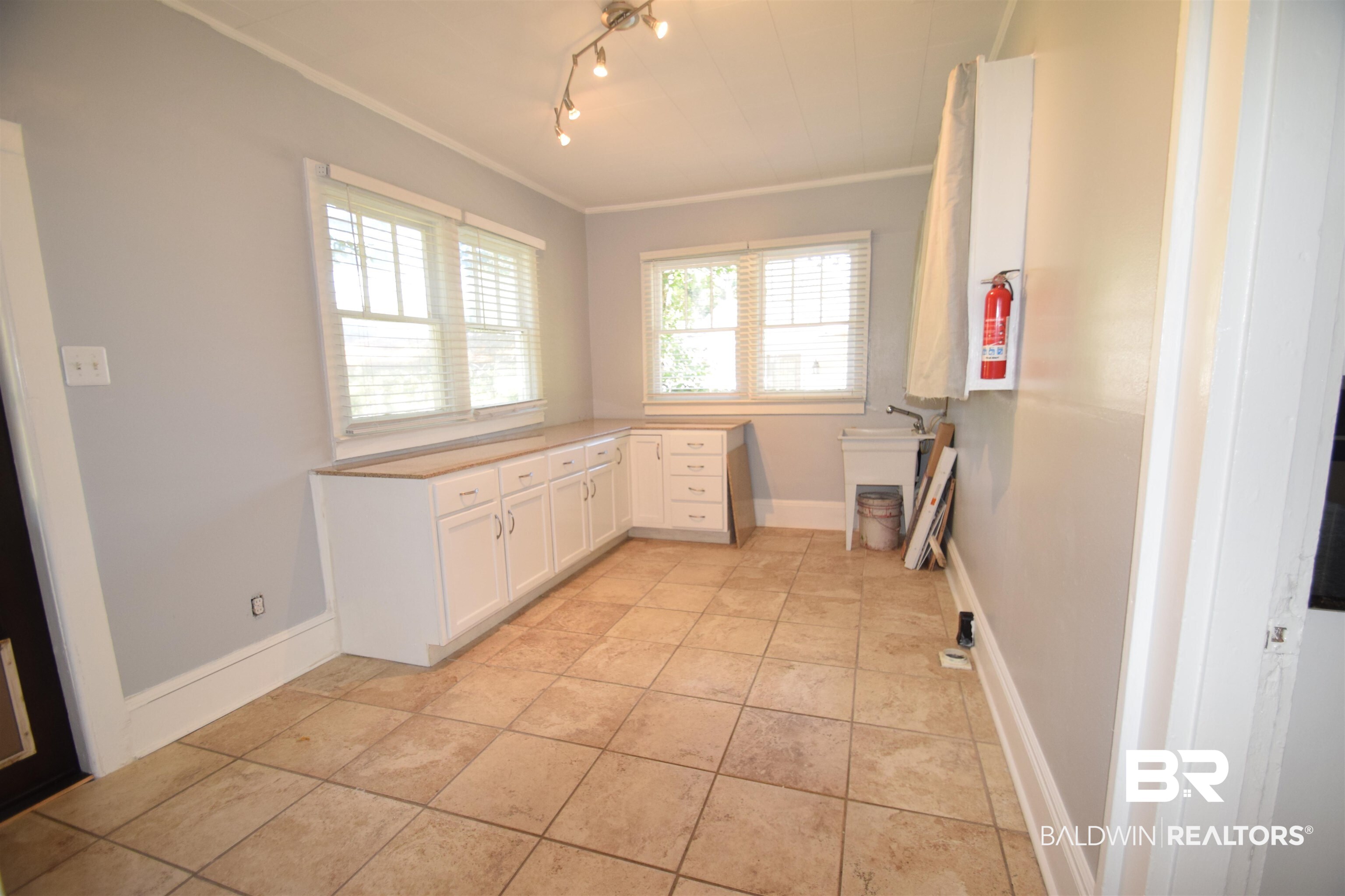 182 Williams Street Mobile, AL 36606 - Photo 38 of 50