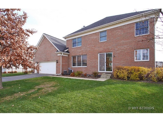 2254 Thistle Road Glenview, IL 60026 - Photo 10 of 10