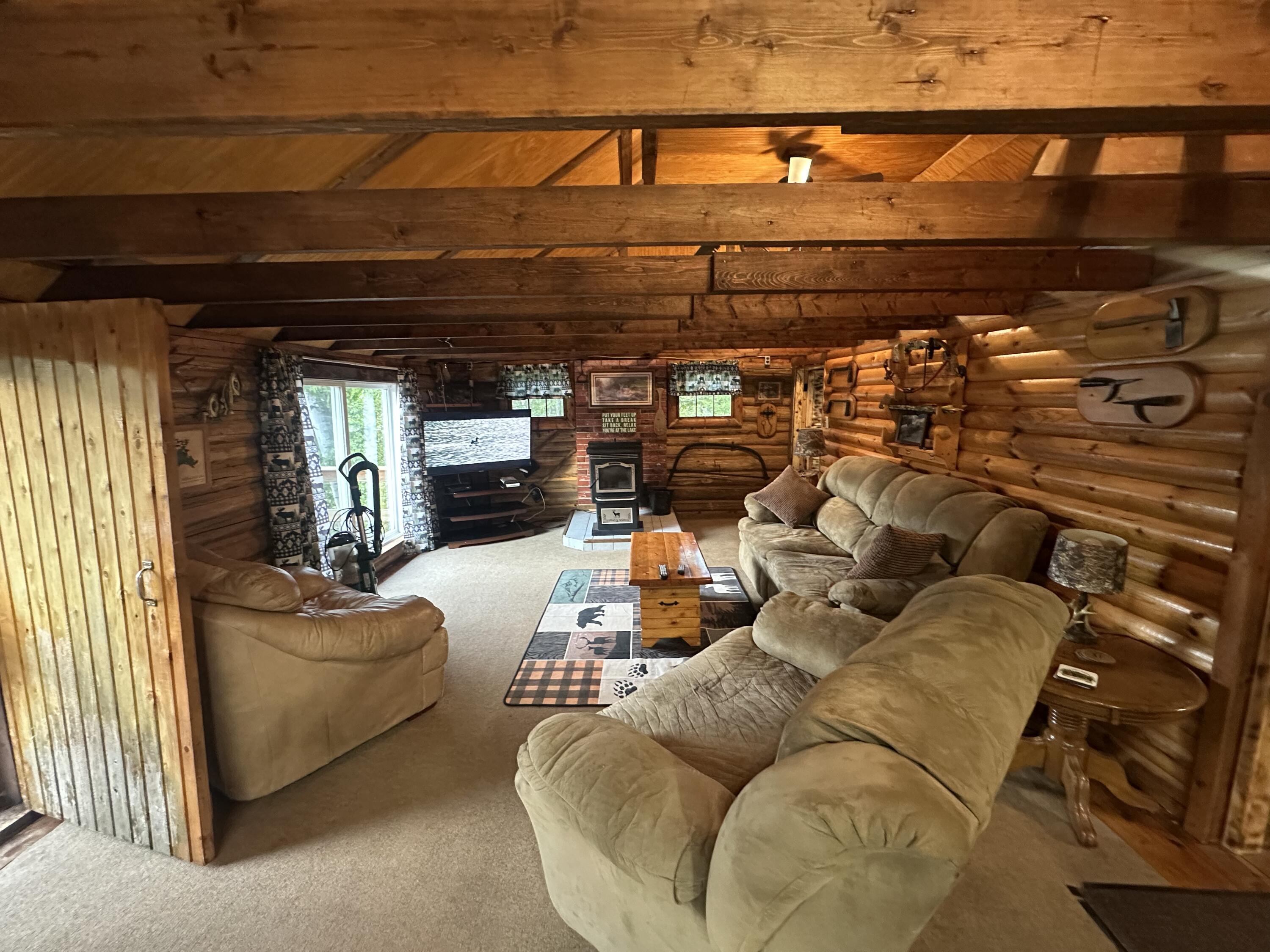 8 Skips Way Millinocket, ME 04462 - Photo 9 of 41 7319BECB-E888-4648-BD50-466857312A16