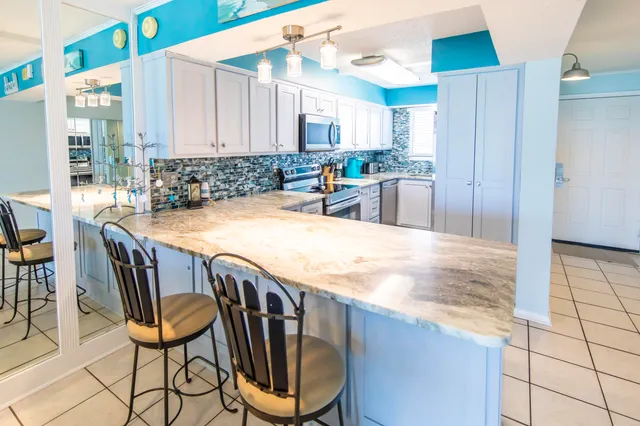 $474,900 | 5801 Thomas Drive, Unit 611, Panama City Beach, FL 32408