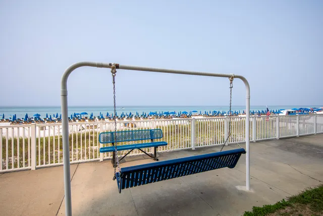 $474,900 | 5801 Thomas Drive, Unit 611, Panama City Beach, FL 32408