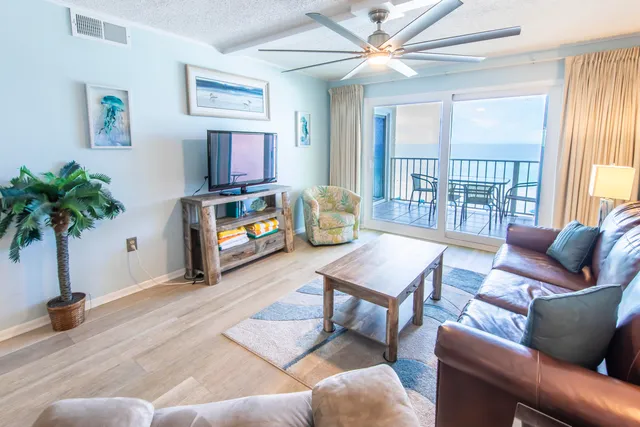 $474,900 | 5801 Thomas Drive, Unit 611, Panama City Beach, FL 32408