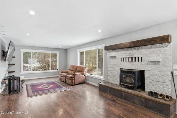 $480,000 | 1356 Sagle Road, Sagle, ID 83860