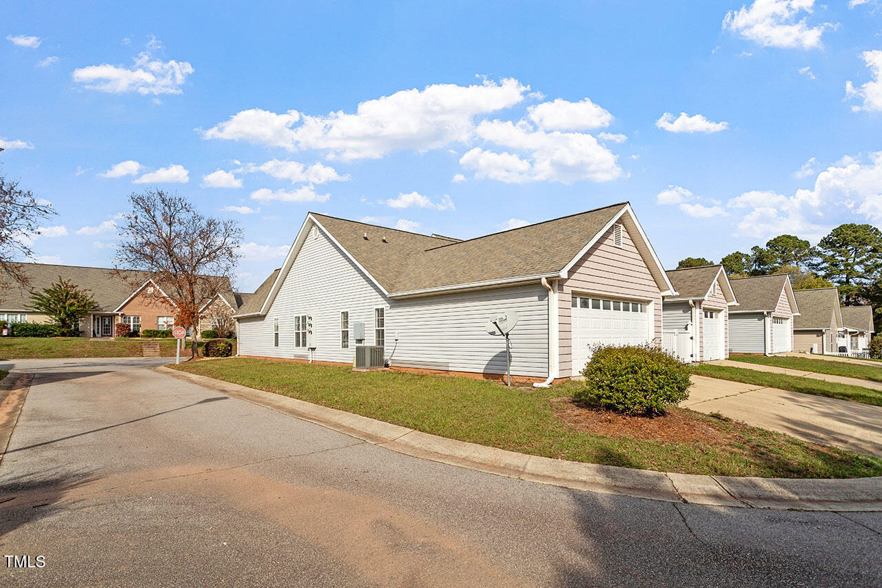 11361 Involute Place, Unit 102 Raleigh, NC 27617 - Photo 3 of 33 11361 Involute Place_04