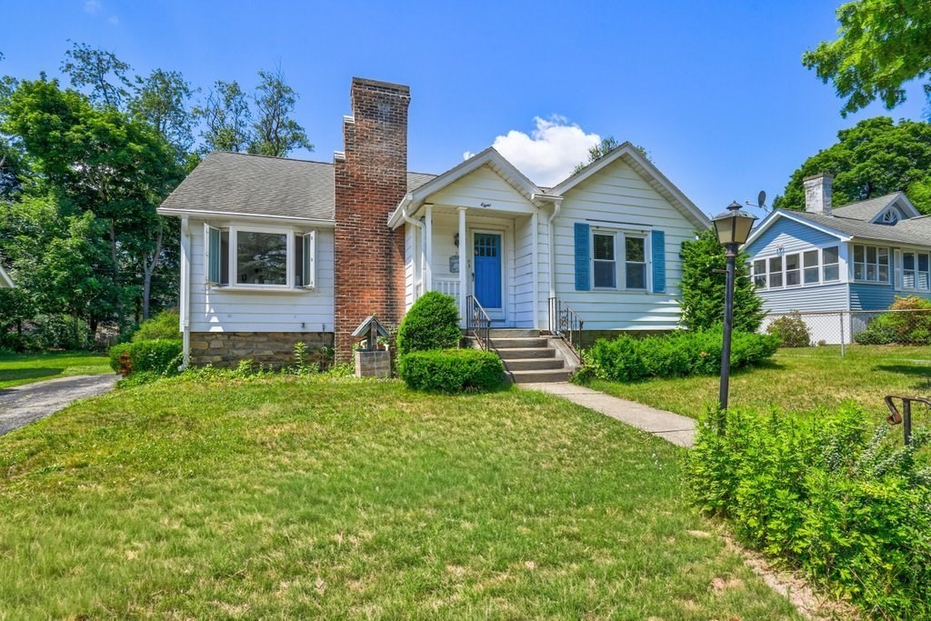 8 Knowles Road Worcester, MA 01602 - Photo 2 of 32
