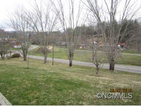 85 Riversedge Way Canton, NC 28716 - Photo 3 of 12 a view of park