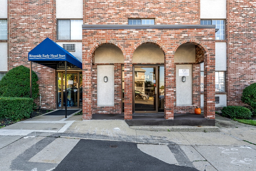 474 Broadway, Unit 26 Somerville, MA 02145 - Photo 2 of 40