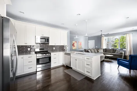 $739,999 | 1723 B Nassau Street, Unit B, Nashville, TN 37208