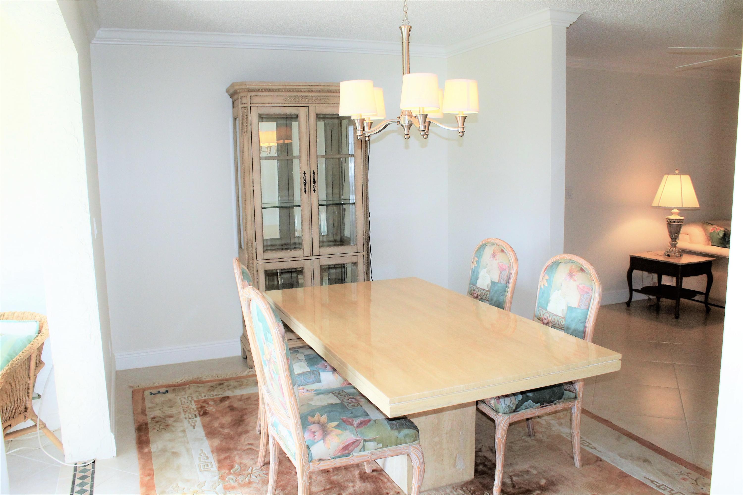 4595 Laurel Tree Road, Unit B Boynton Beach, FL 33436 - Photo 8 of 31 Dining Room