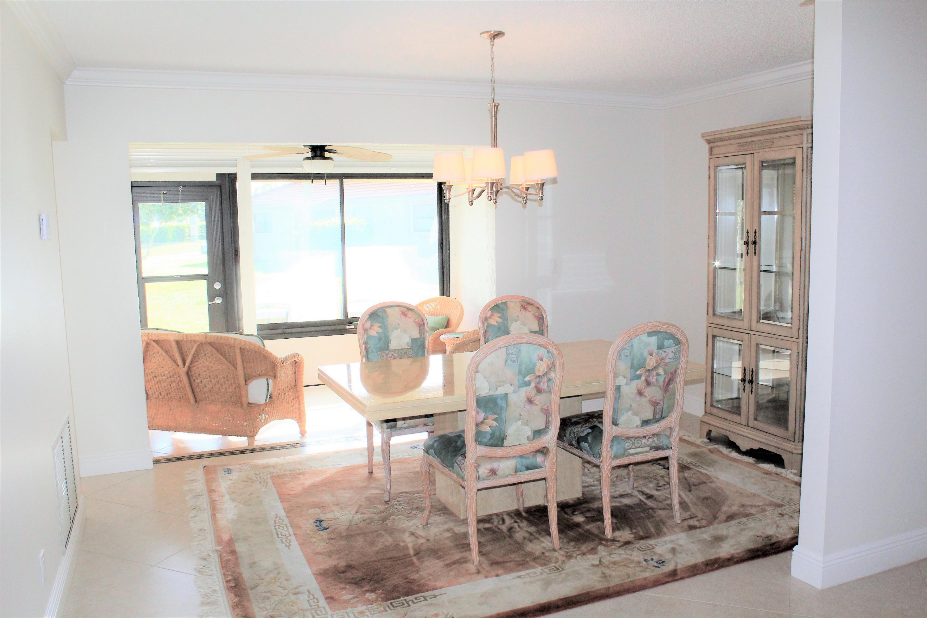4595 Laurel Tree Road, Unit B Boynton Beach, FL 33436 - Photo 9 of 31 Dining Room