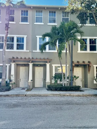 $2,400 | 840 Marina Del Ray Lane, Unit 4, West Palm Beach, FL 33401