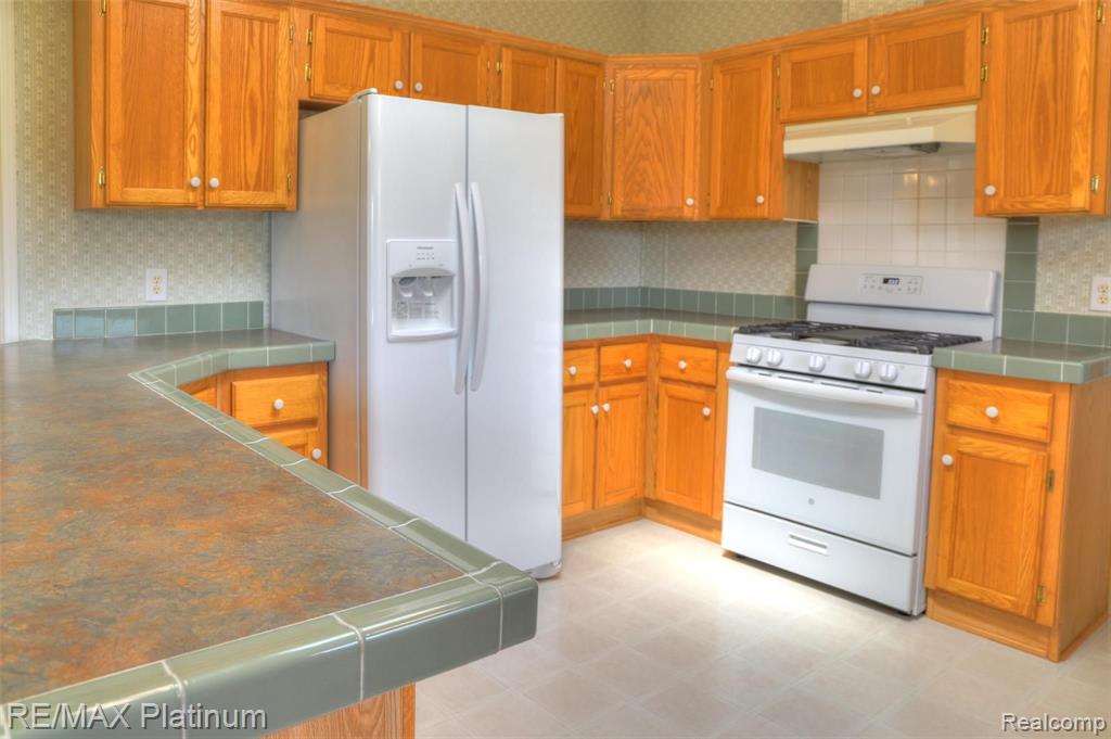 3175 Ives Road Tecumseh, MI 49286 - Photo 5 of 24 Gallery Image 5
