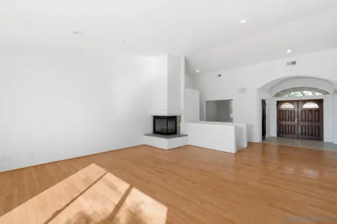 $1,050,000 | 28328 Kettering Lane, Escondido, CA 92026