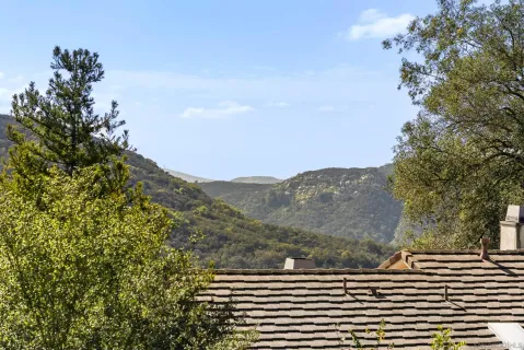 $1,050,000 | 28328 Kettering Lane, Escondido, CA 92026