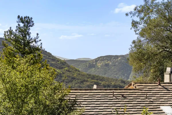 $950,000 | 28328 Kettering Lane, Escondido, CA 92026