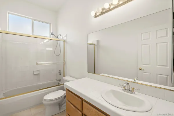 $950,000 | 28328 Kettering Lane, Escondido, CA 92026