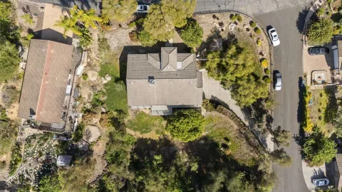 $1,050,000 | 28328 Kettering Lane, Escondido, CA 92026