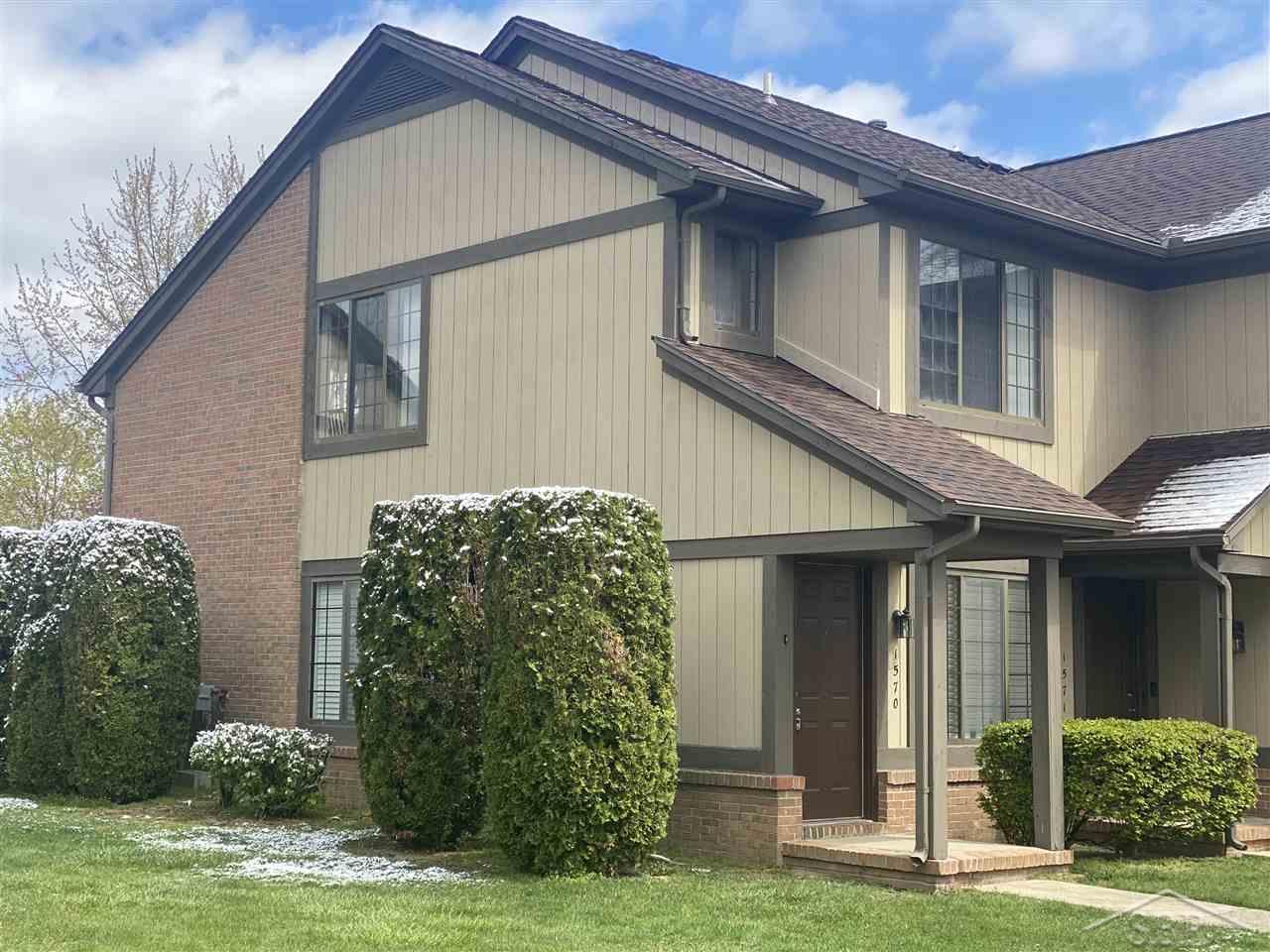 1570 Meadowside Drive Rochester Hills, MI 48307 - Photo 3 of 21