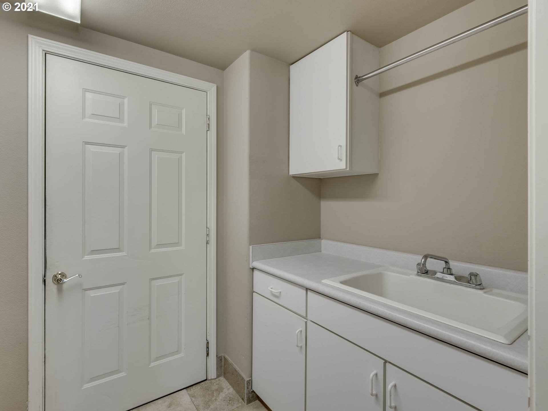 8784 South Heinz Road Canby, OR 97013 - Photo 11 of 32