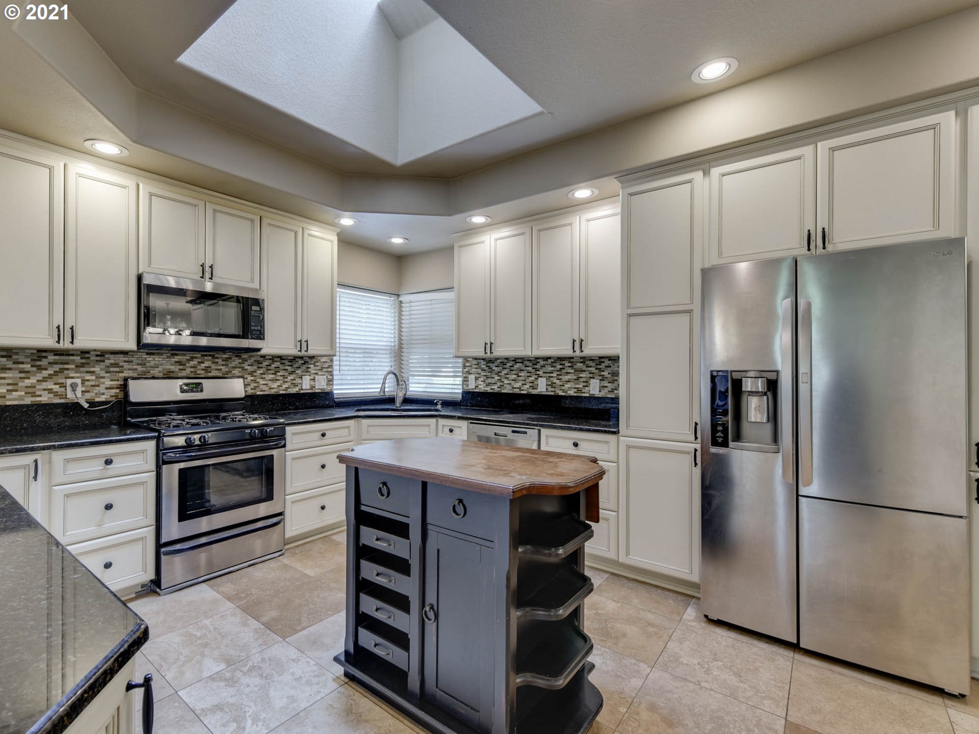 8784 South Heinz Road Canby, OR 97013 - Photo 5 of 32