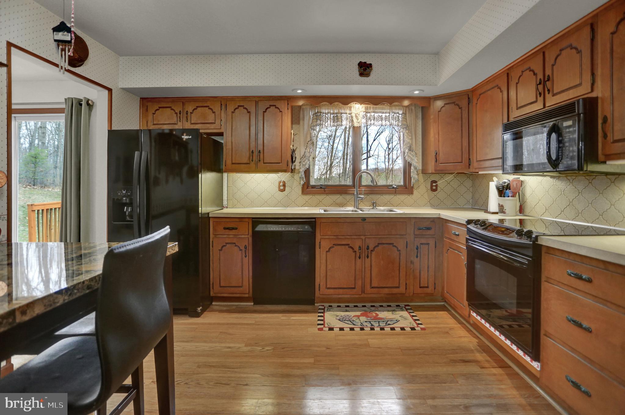 19935 Dutton Road Stewartstown, PA 17363 - Photo 4 of 42 Gallery Image 4