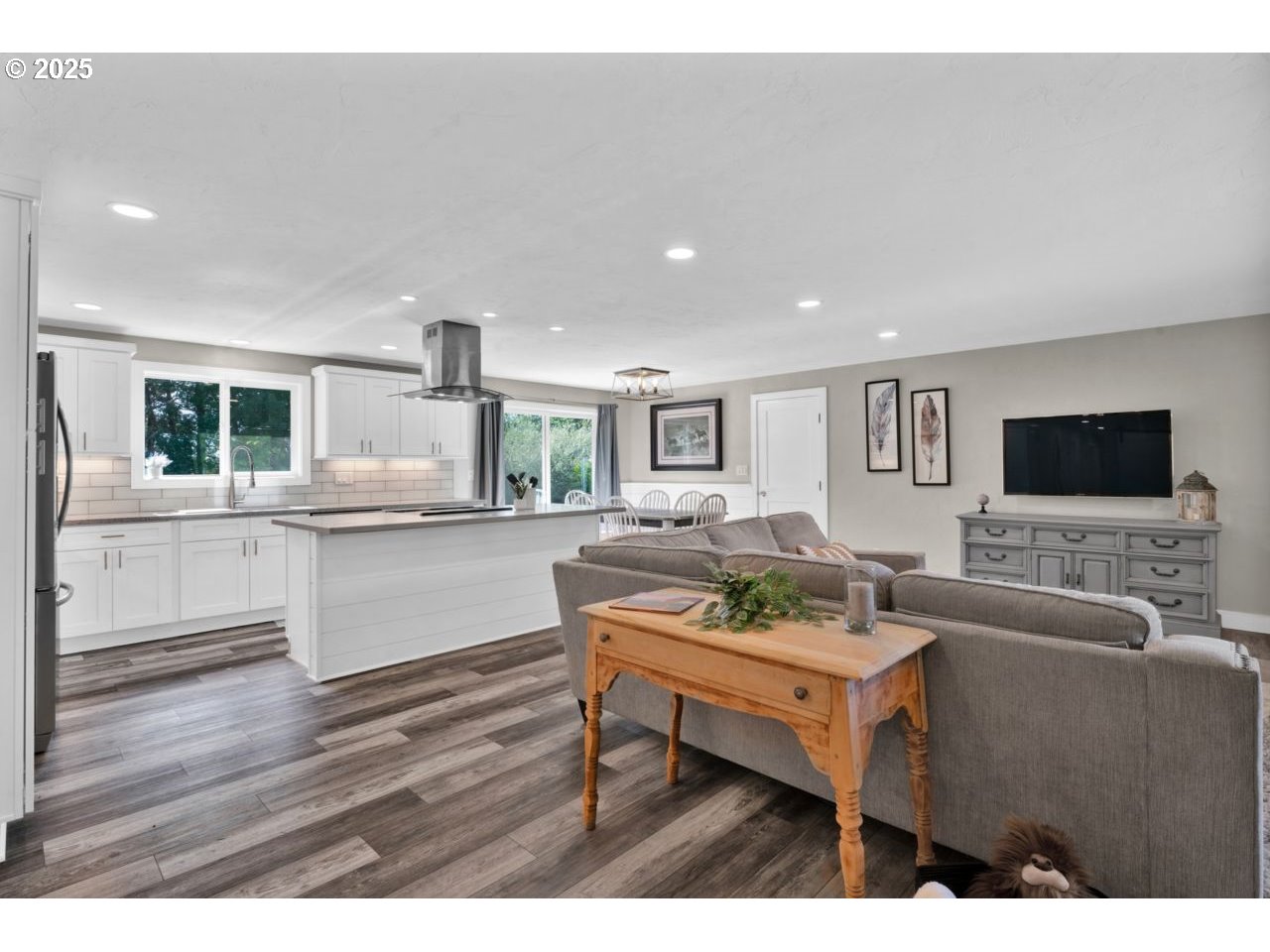 2034 45th Court Florence, OR 97439 - Photo 5 of 42