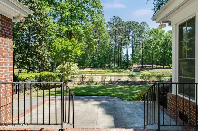 $620,000 | 118 Legacy Oaks Drive, Wallace, NC 28466