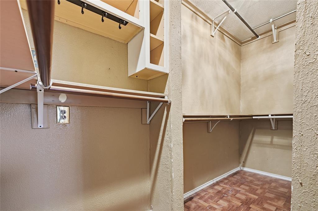 414 Thomas Street Terrell, TX 75160 - Photo 15 of 20 a view of a shower