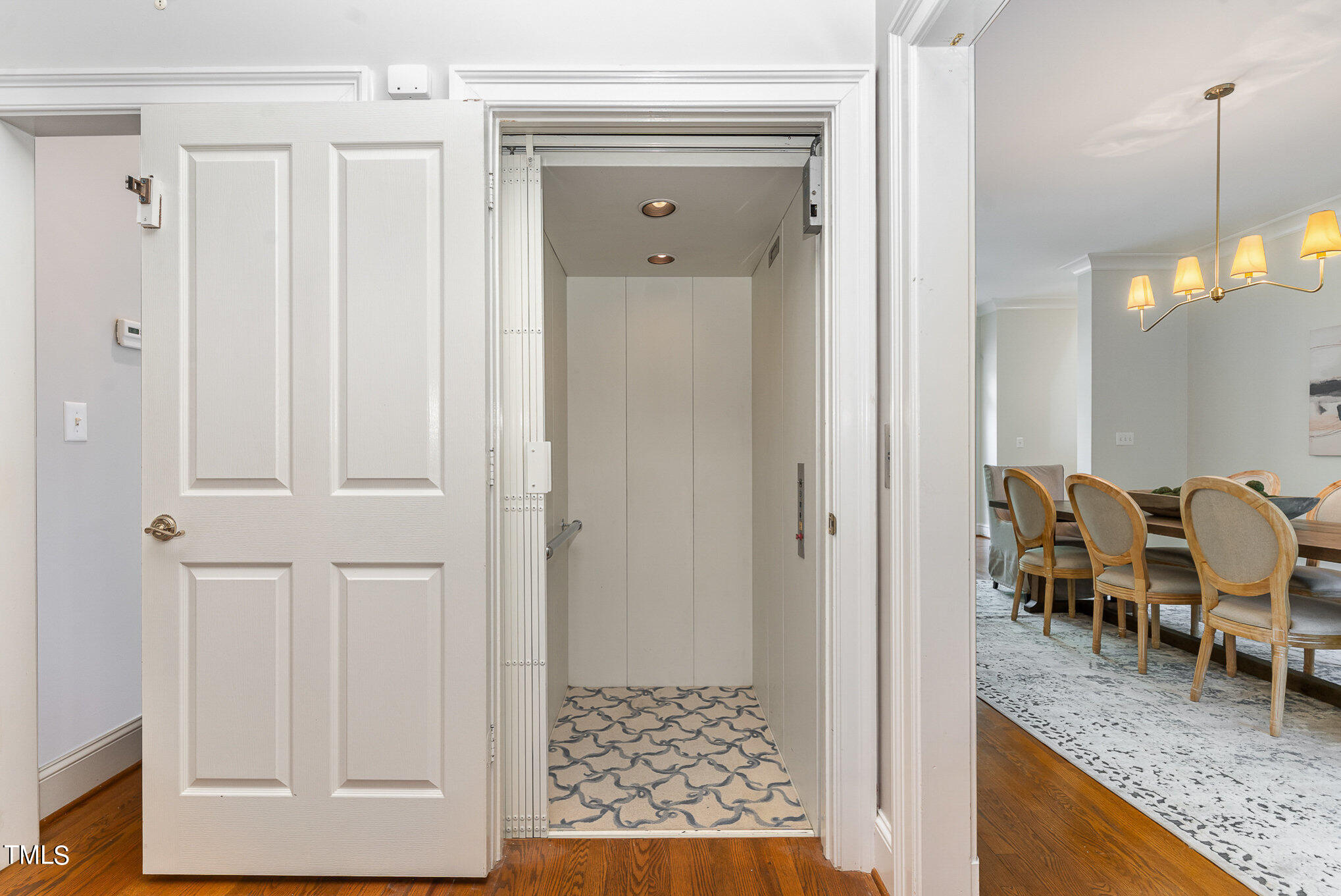 3737 Hope Valley Road Durham, NC 27707 - Photo 29 of 58 a view of living room and kitchen