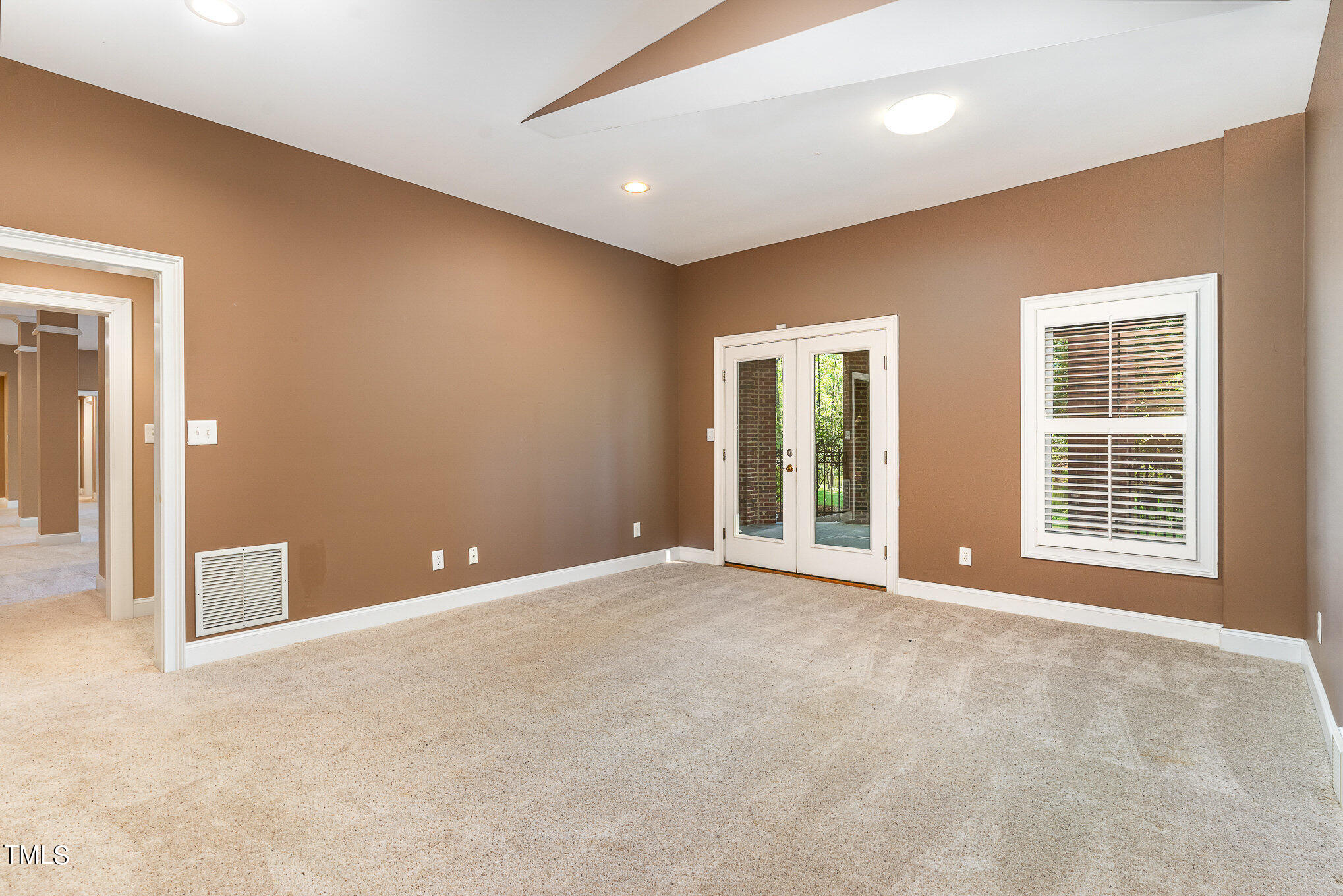 3737 Hope Valley Road Durham, NC 27707 - Photo 39 of 58 a view of an empty room with a window