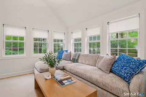 $1,495,000 | 190 West Lane, Stamford, CT 06905