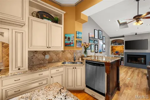 $754,900 | 1911 Hickory Street, St. Louis, MO 63104