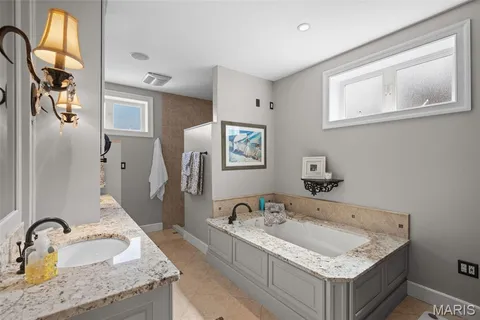 $754,900 | 1911 Hickory Street, St. Louis, MO 63104