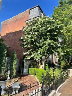 $754,900 | 1911 Hickory Street, St. Louis, MO 63104