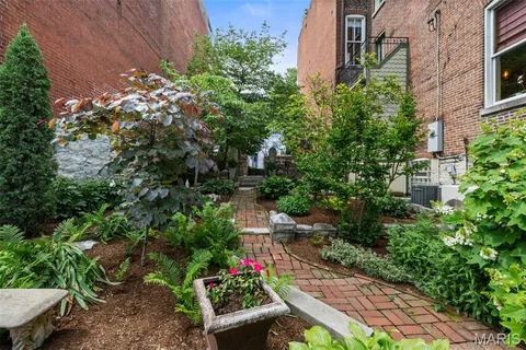 $754,900 | 1911 Hickory Street, St. Louis, MO 63104